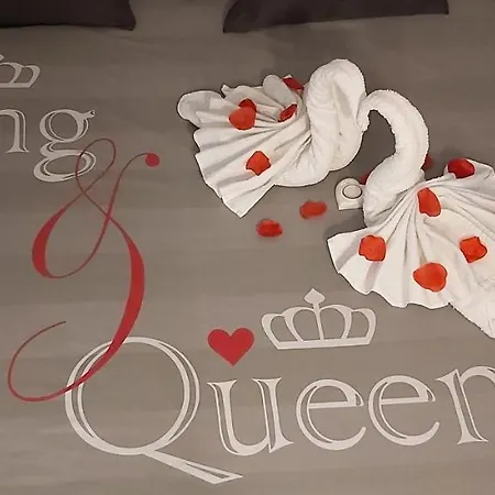 Apartment King&queen *